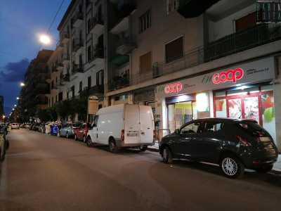 E oggi in corso Sonnino e in via Caldarola due supermercati ci sono ancora...